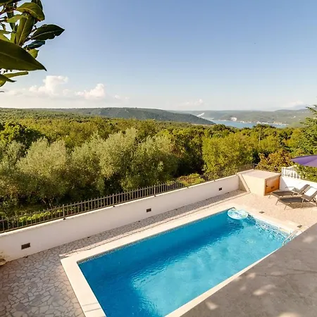 Holiday home Agneza Krnica