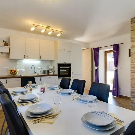 Agneza Holiday home